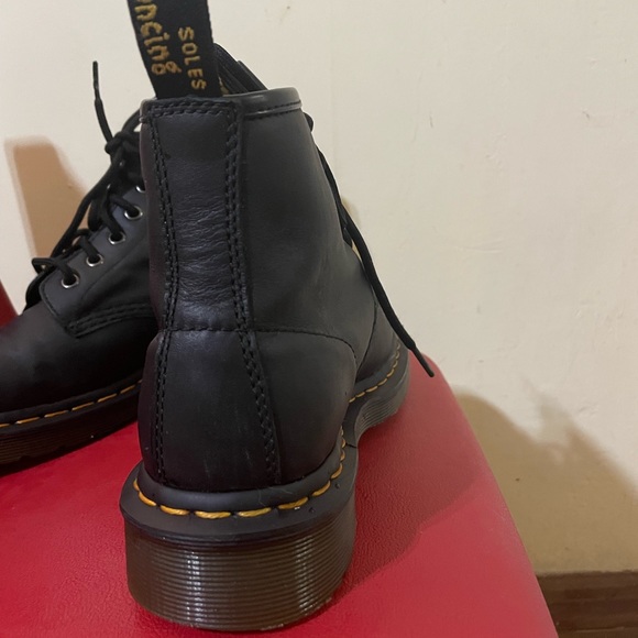 Dr marten boots - Picture 3 of 9